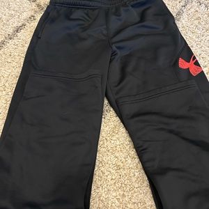 Teen boys Under Armour athletic pants